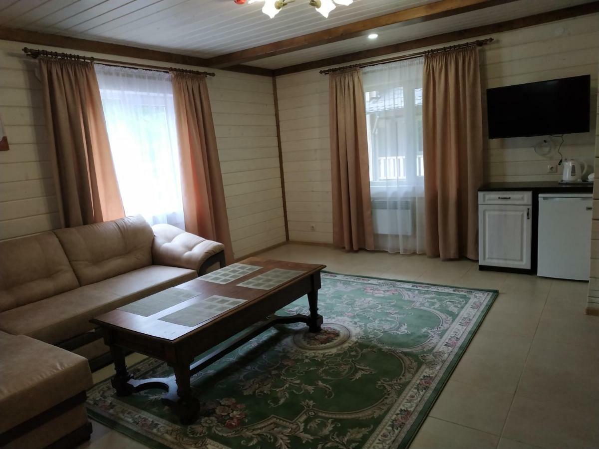 Еліт Версаль Villa Khmil'nyk Exterior foto